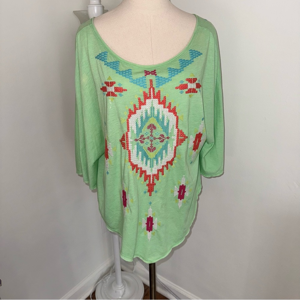 Johnny Was Women’s XS Green Patterned Embroidered Colorful Cape Top Blouse